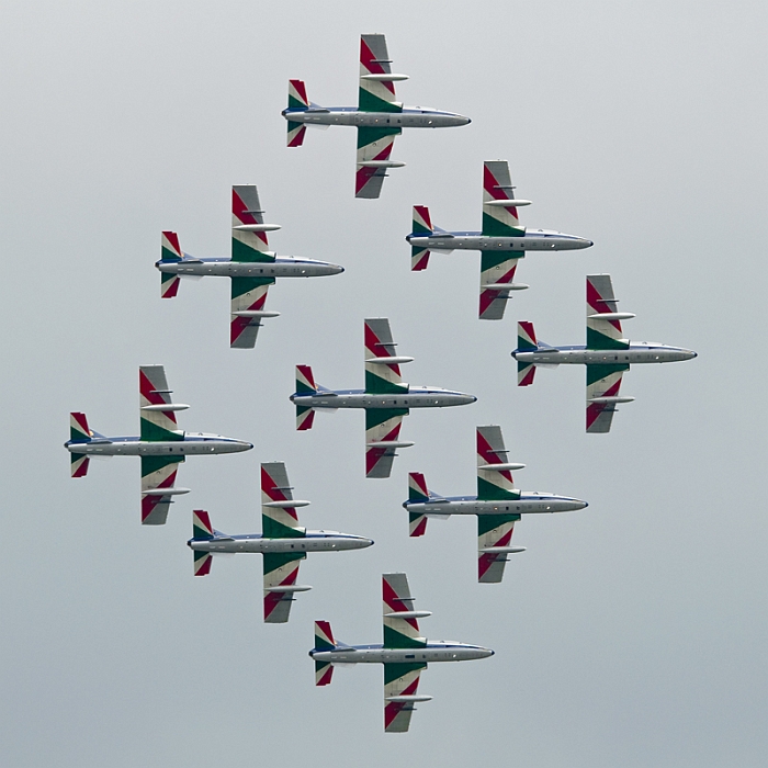 053_Fairford RIAT_Frecce Tricolori na Aermacchi MB-339 PAN.jpg